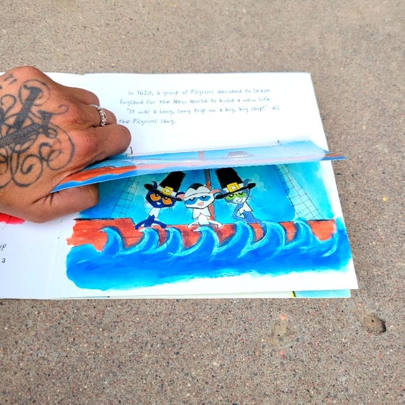 Pete The Cat Flap Book - Picture 3 of 7